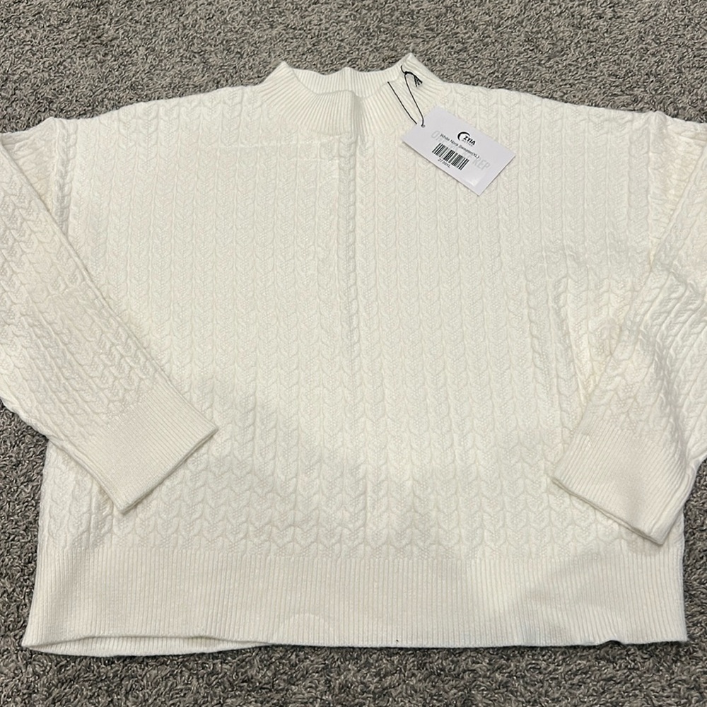 NWT Zyia White Nora Sweater